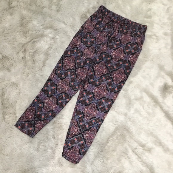 Lush Women’s Casual Ankle Pants Printed Small - Picture 1 of 4
